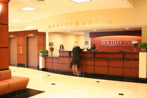 La Quinta Inn & Suites Pittsburgh North McCandless Township المظهر الخارجي الصورة