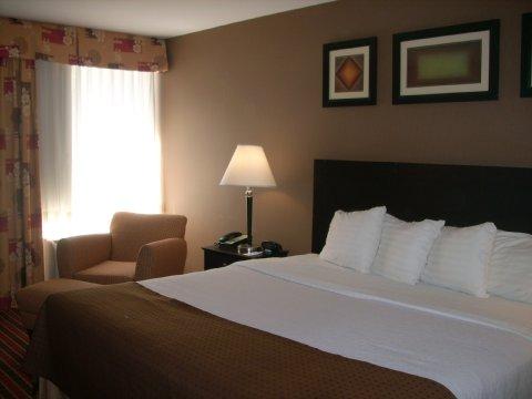 La Quinta Inn & Suites Pittsburgh North McCandless Township المظهر الخارجي الصورة