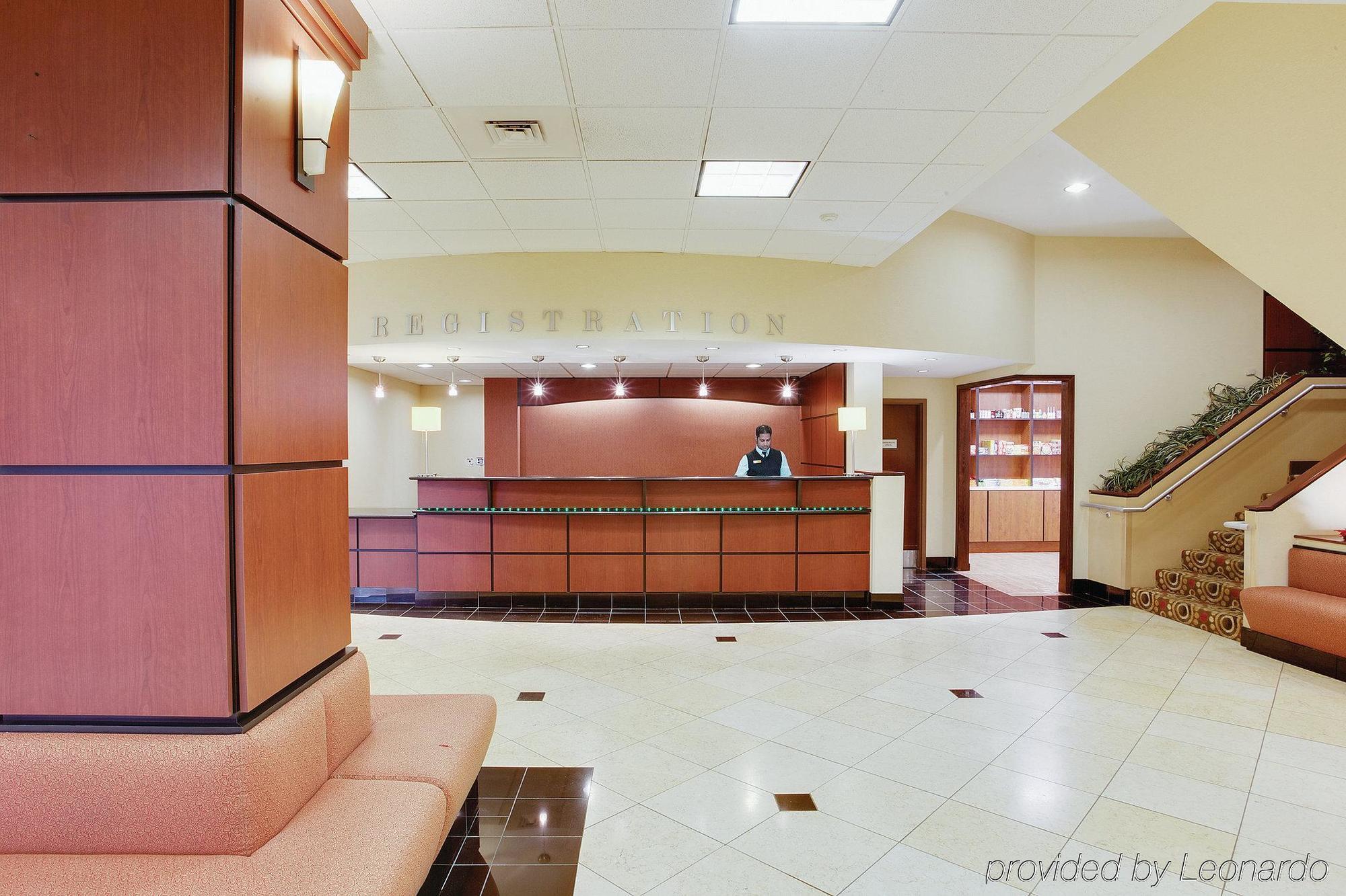 La Quinta Inn & Suites Pittsburgh North McCandless Township المظهر الخارجي الصورة